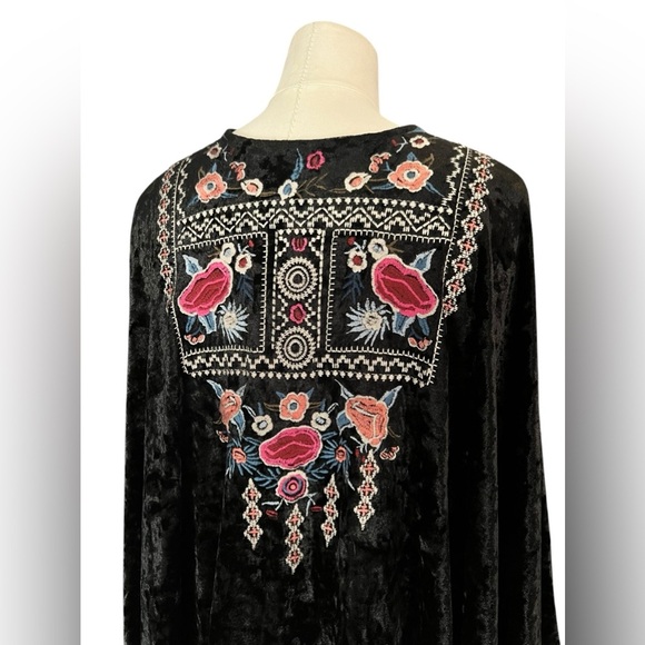 Philosophy Republic Clothing Open Front Wrap Velvet Embroidered Boho Cover Up - Picture 7 of 8